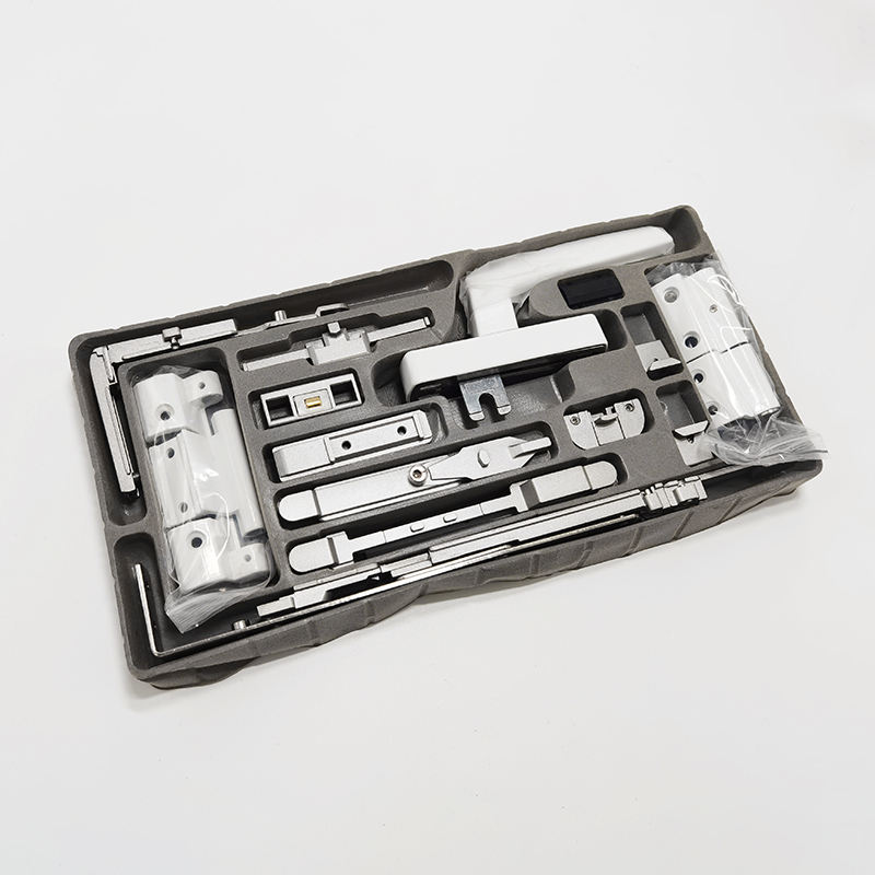 Window hardware tilt and turn